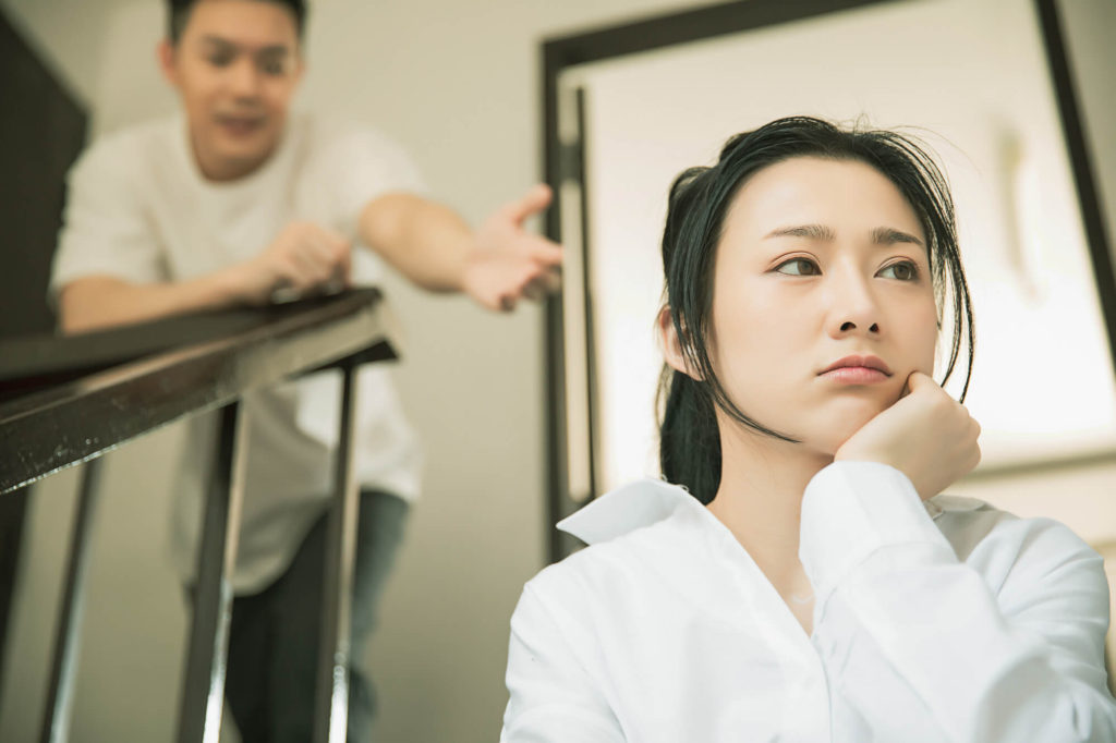 コンシーラーとメイクアップ