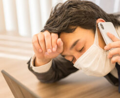 仕事を休むとき、相手に判断を委ねる人